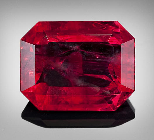 højt kreativ salon Museum-Quality Red Beryl. « A Rare American Red Emerald , Wah Wah  Mountains, Utah | «Alain.R.Truong